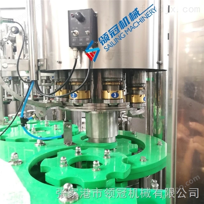 厂家生产碳酸饮料灌装机三合一等压灌装设备