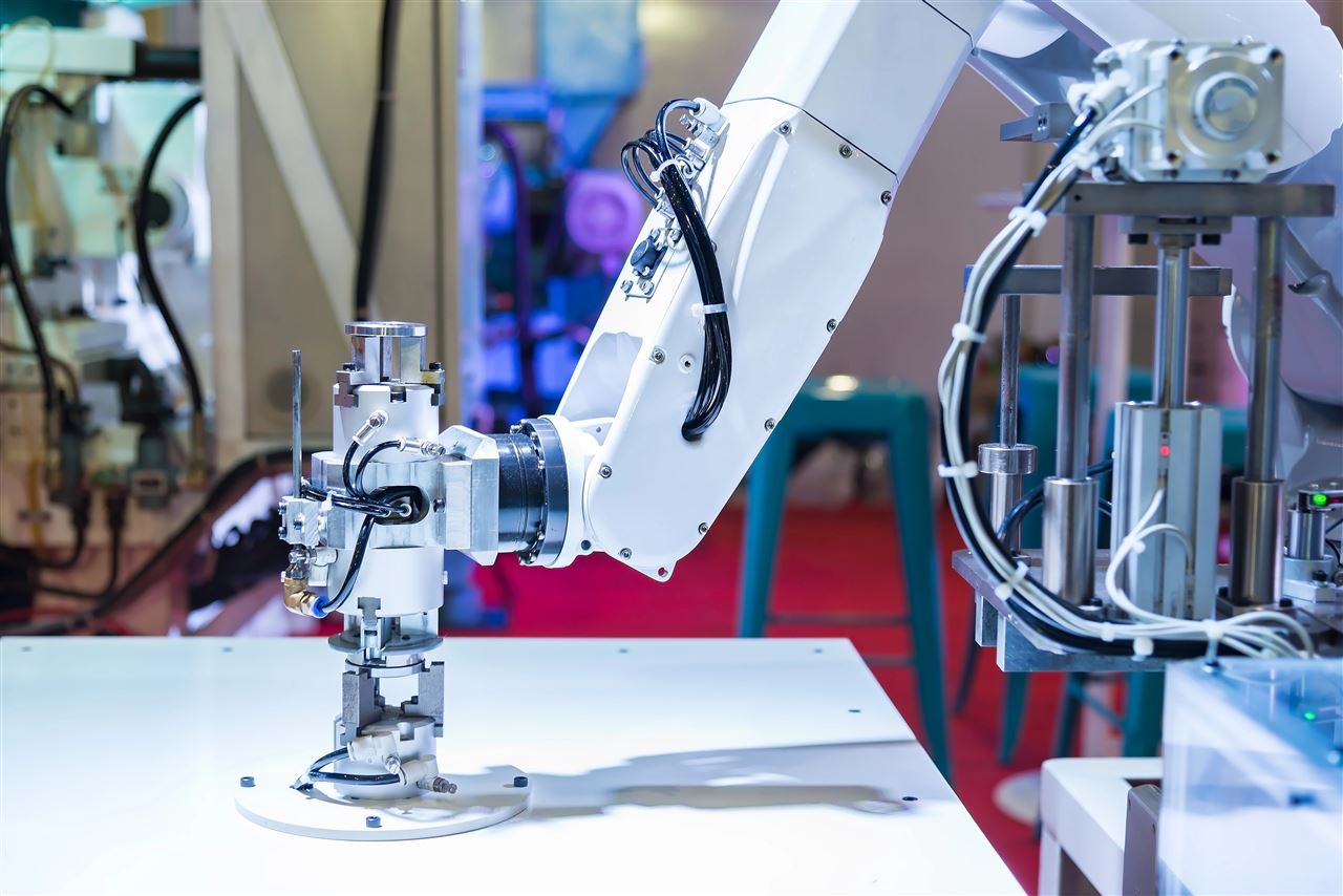 “川军”精锐亮剑重庆 冲刺第三届全国工业和信息化技术技能大赛决赛